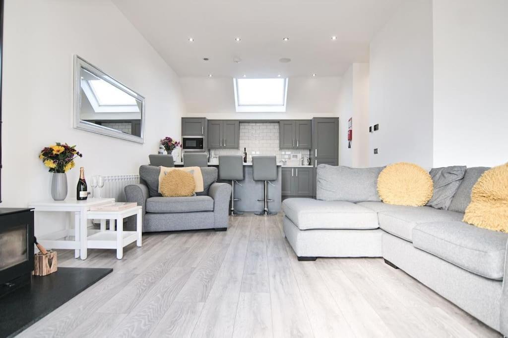 Holiday home Hoxne - Daisy With Private Hot Tub